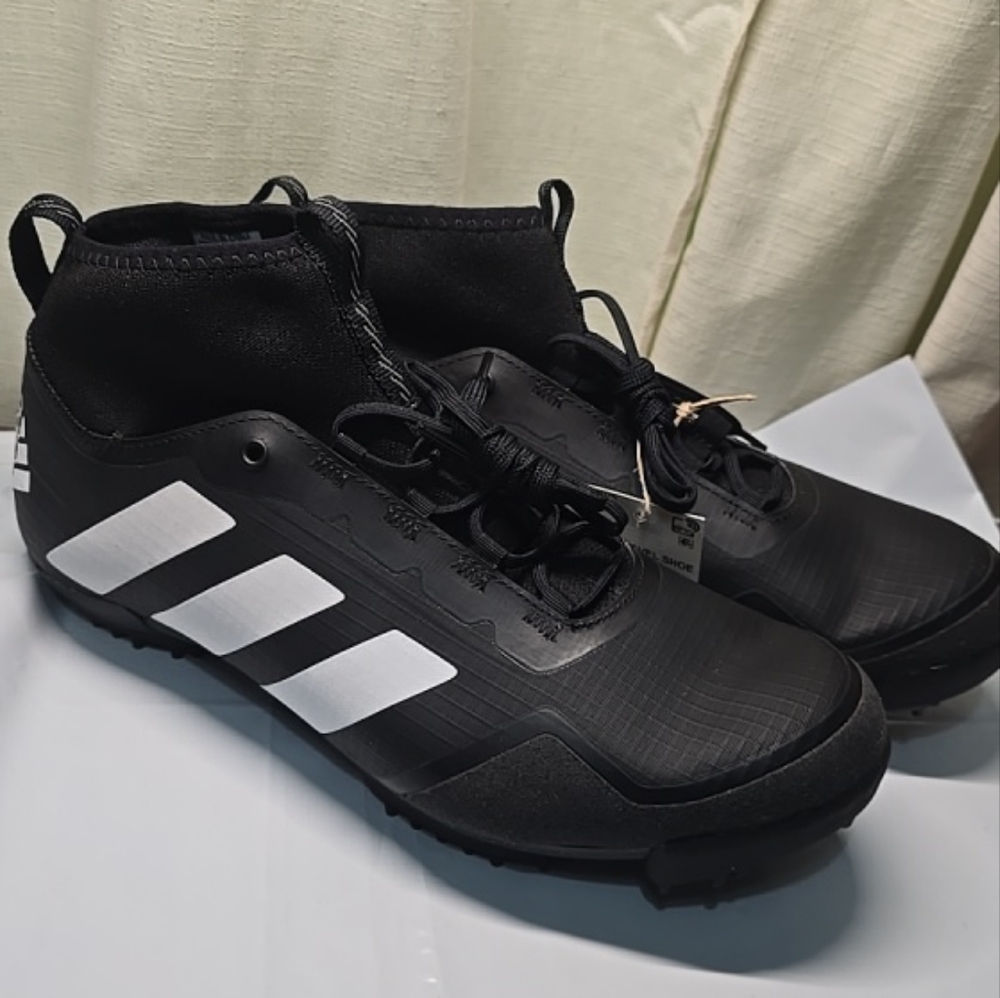 Unisex Sz 8.5 Men/9.5 Women Black White Adidas The Road Shoe Cycling Shoe FW4457